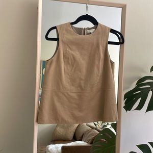 Aritzia Brand Babaton XS Suede Top